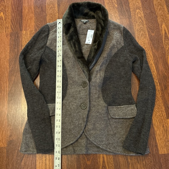 Roz & Ali Brown Wool Cardigan Sweater Blazer Shacket Faux Fir Collar Size XL - Picture 2 of 6